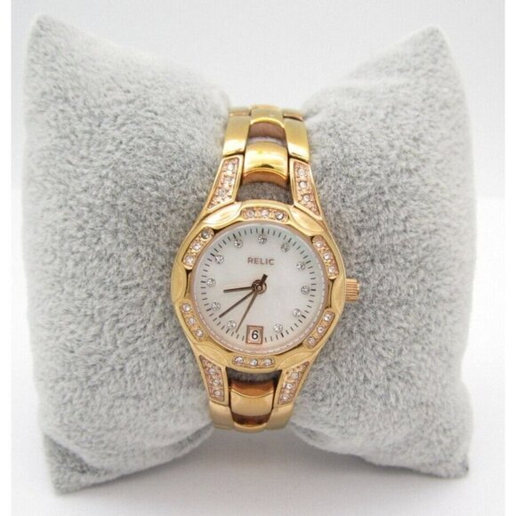 Women Relic Quartz WR Analog 27mm Dial Causal Round Watch (G72) ZR12067 - Picture 1 of 10